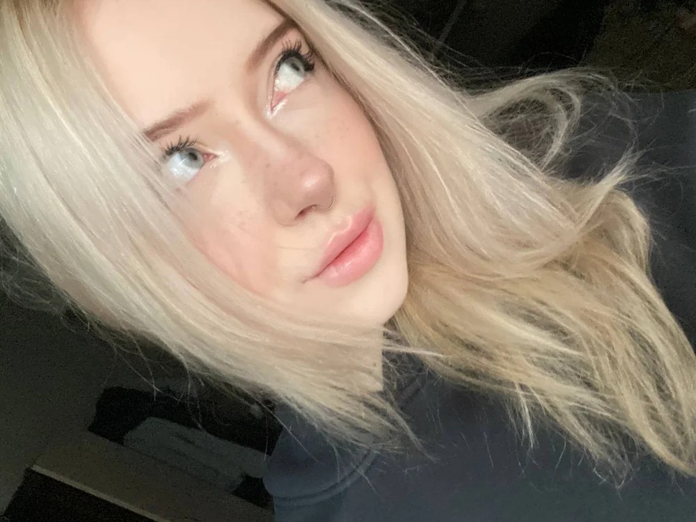 Chanelbayerr Chatroom