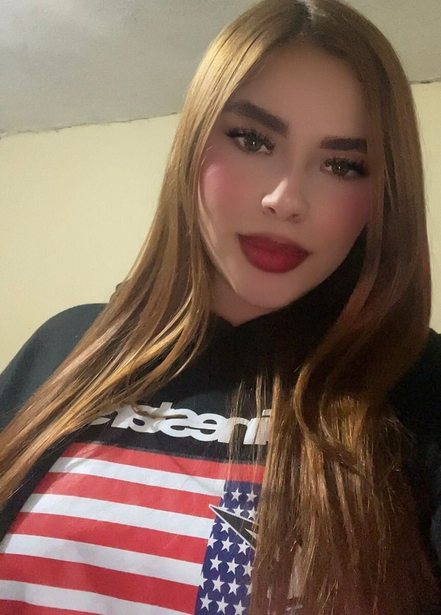 CharlotteBrownn_ Chatroom
