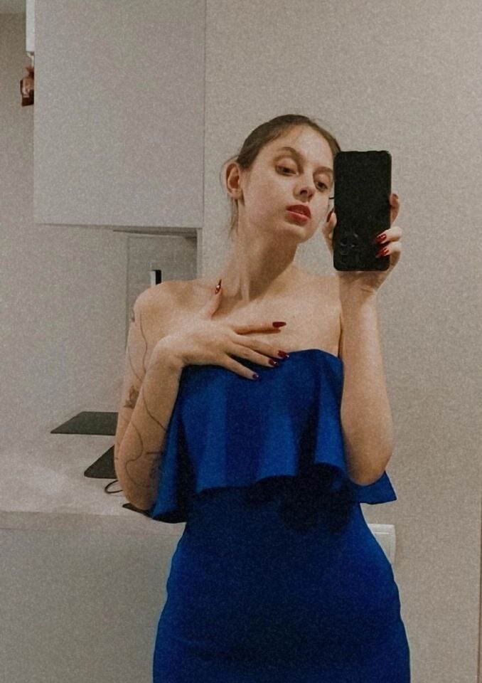 CharlyWines Chatroom