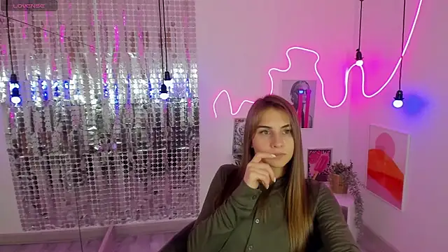 CharmBianca Chatroom