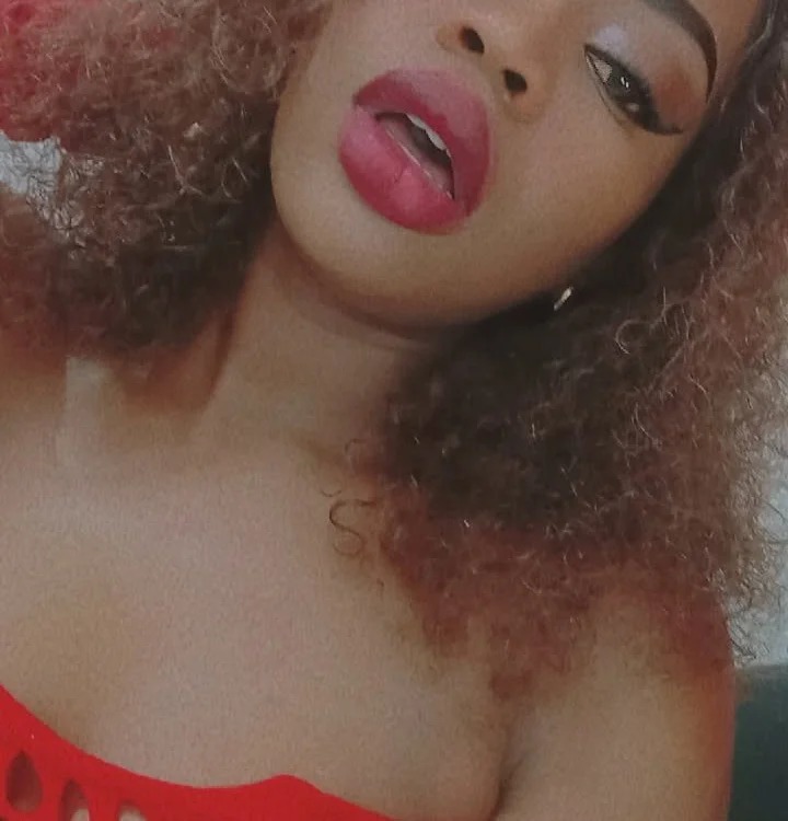 CherryLips31 Chatroom