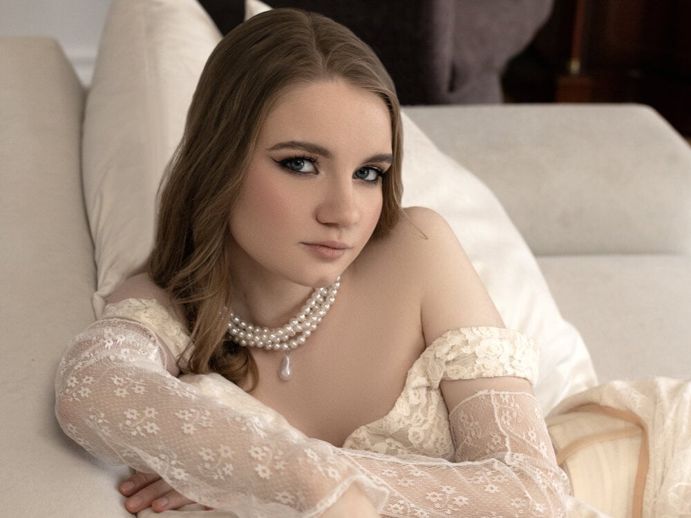 ChloeMillis Chatroom