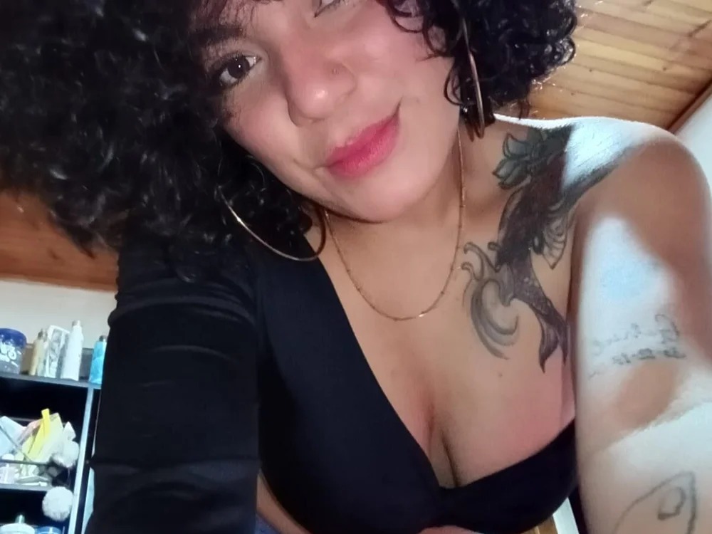 Chloe_xht Chatroom