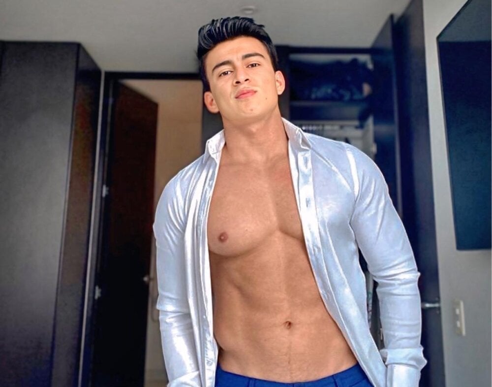 Chris_Clarck Chatroom