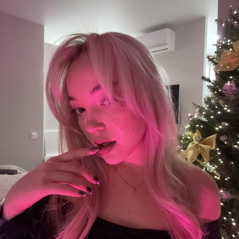 ChrissBerry Chatroom