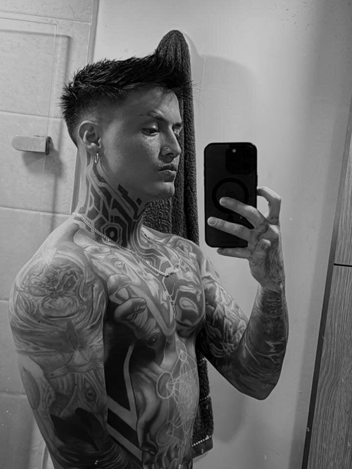 Chrissblack Chatroom