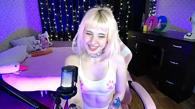 Claire_Bunny Chatroom