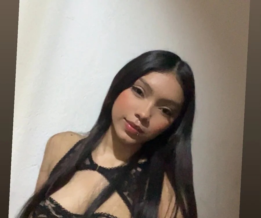 Cloe_Diamond_ Chatroom