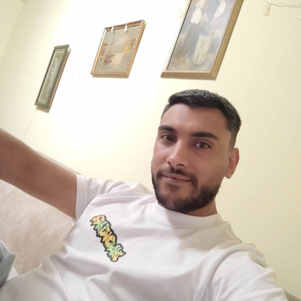 Closedhanja Chatroom