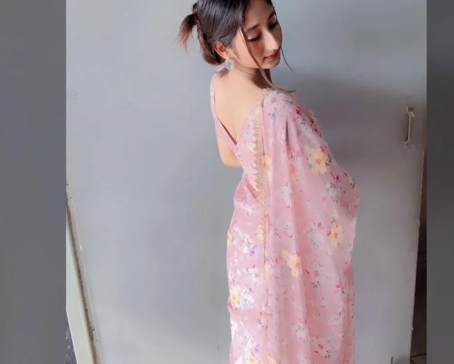 Colleage_Teen Chatroom