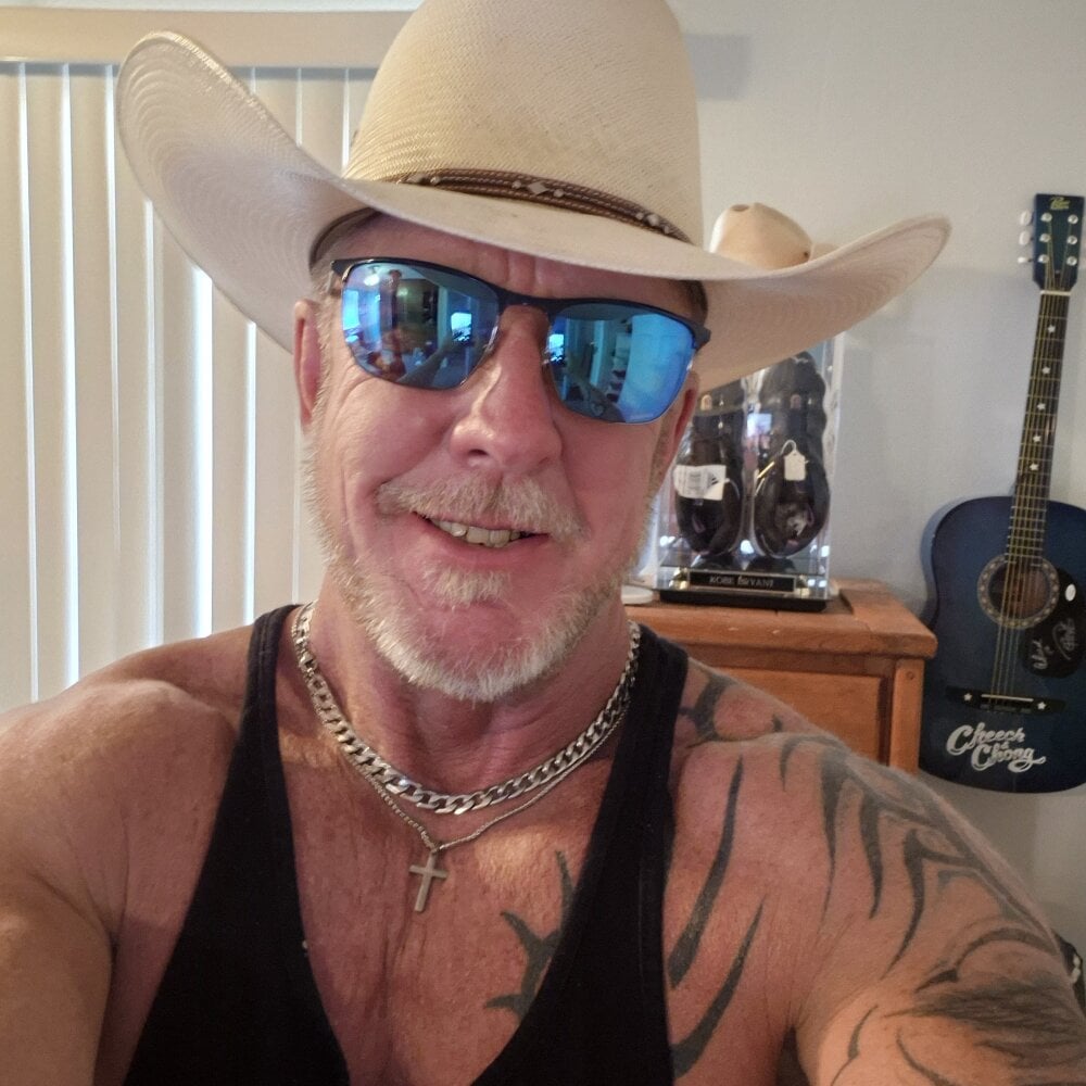 CooljobCowboy Chatroom