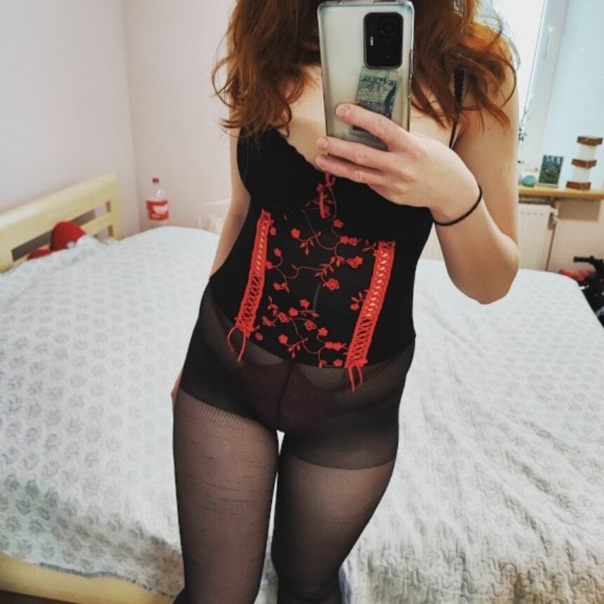 CreamYennefer Chatroom