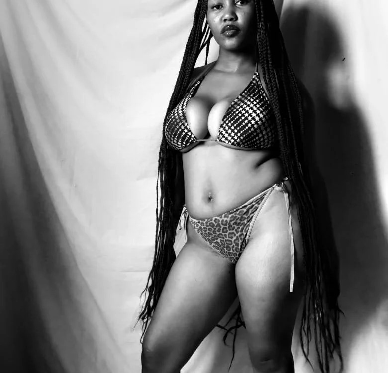 CreamyCurves Chatroom