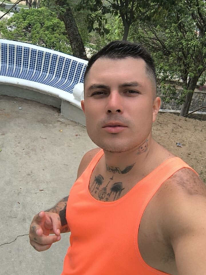 Cristiano_grande Chatroom
