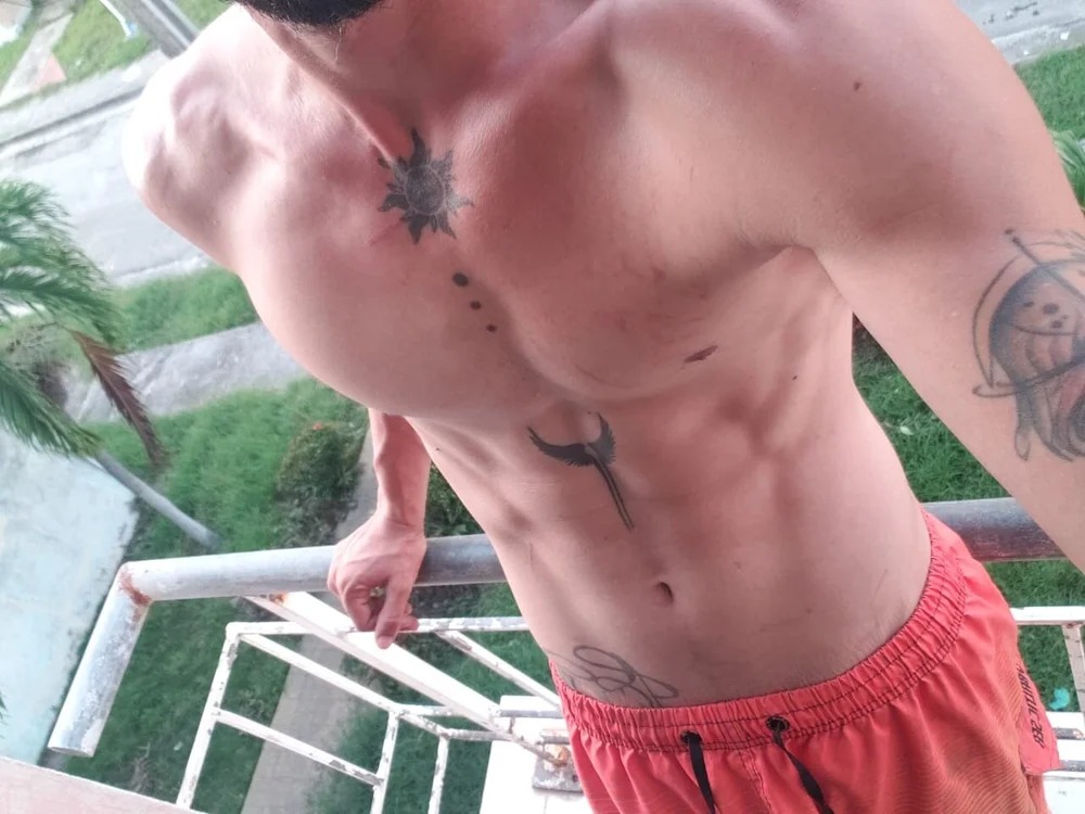 CubanHot27 Chatroom