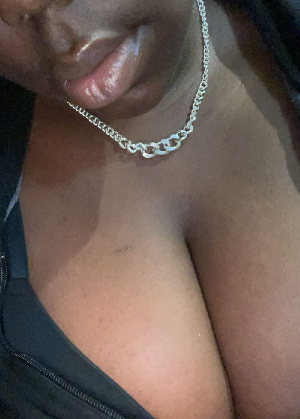 CumThruQueen Chatroom