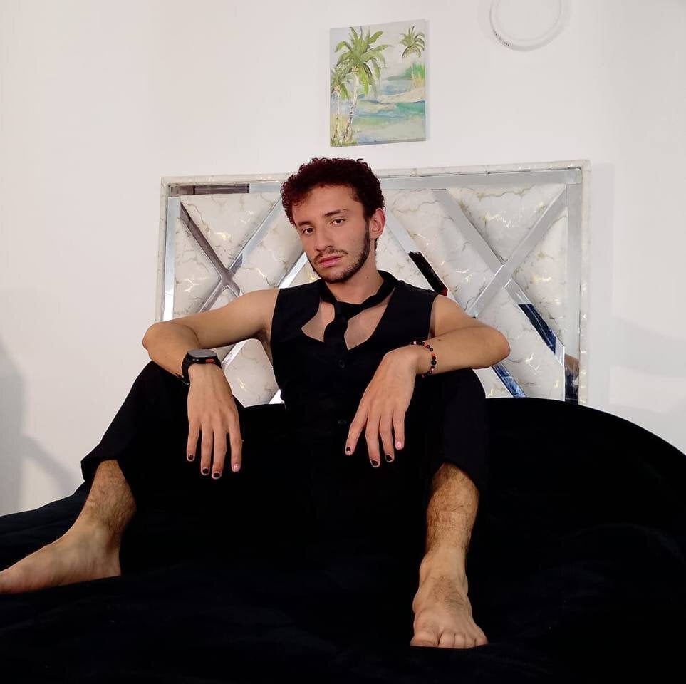 Curlystartt Chatroom