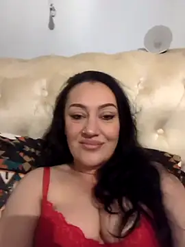 Curvy-Cowgirl36XX Chatroom