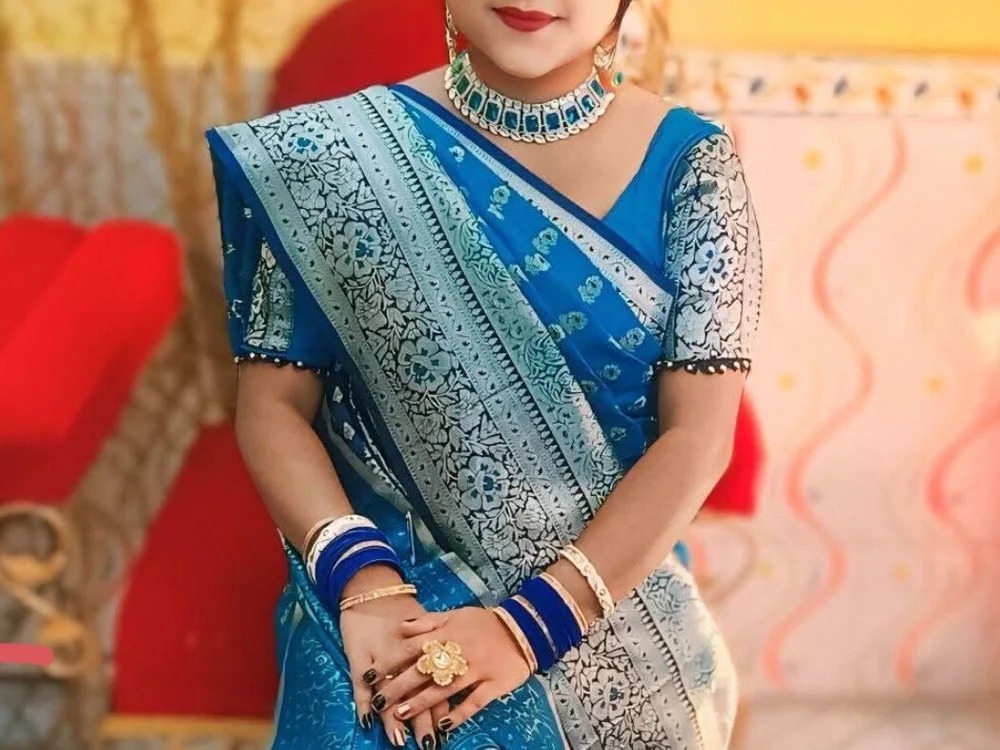 Curvy_Meera Chatroom