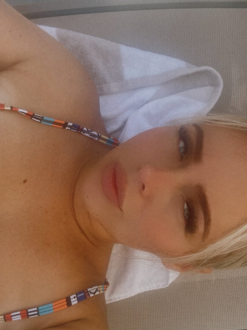 Curvysapphire Chatroom