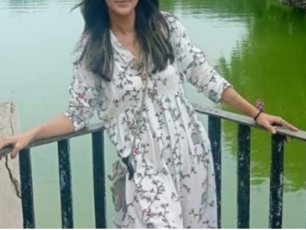 Cute-Chhavi Chatroom