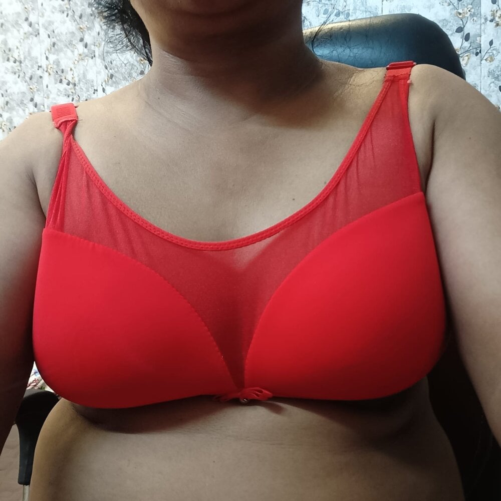Cute-Janvi20 Chatroom