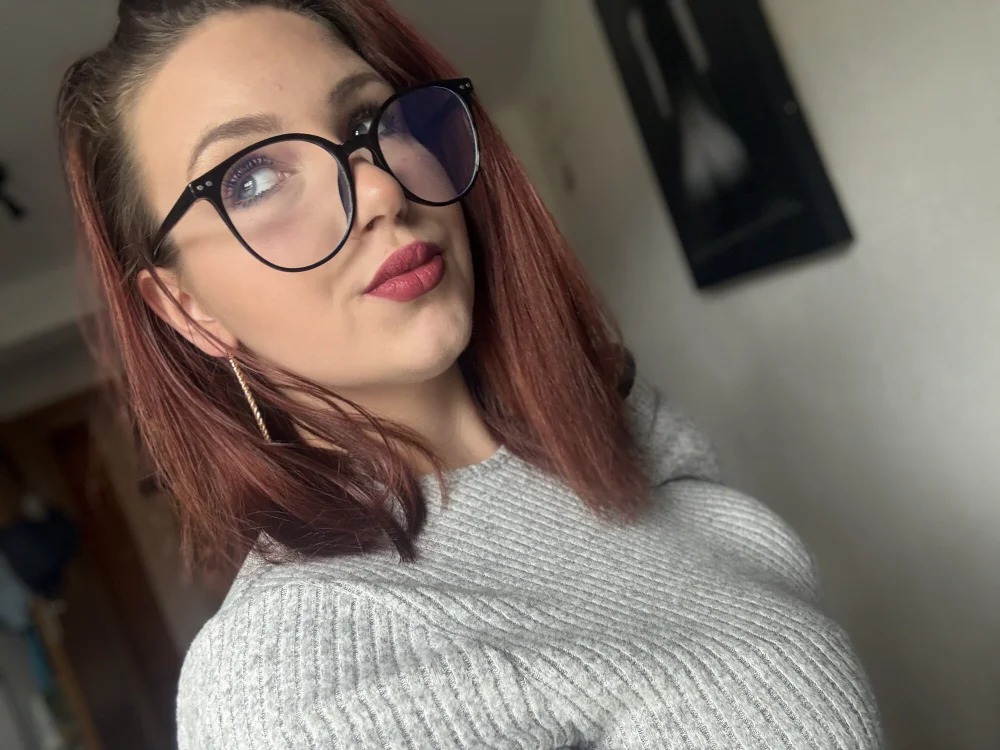 CuteeBea Chatroom