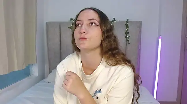 CuteeSky Chatroom