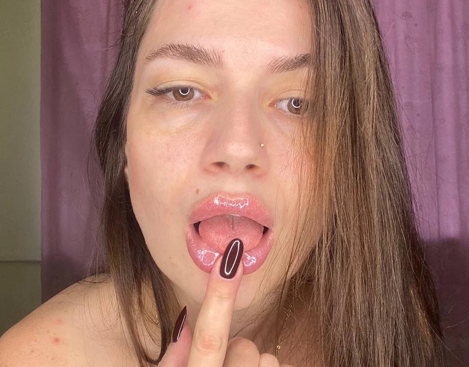 Cutee_Erika Chatroom