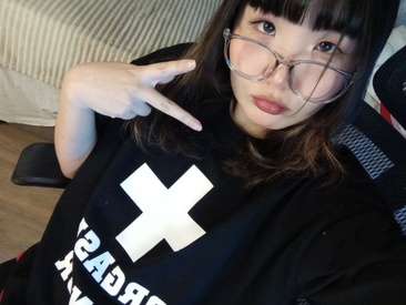 cutierika's Offline Webcam cutierika