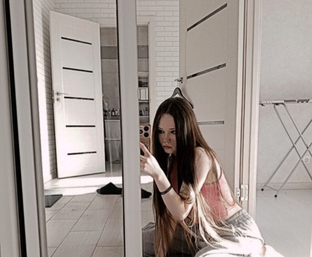 Cutie_Ali1ce Chatroom
