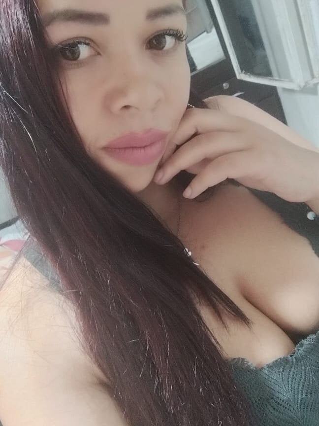 DANA_HOTSEX Chatroom