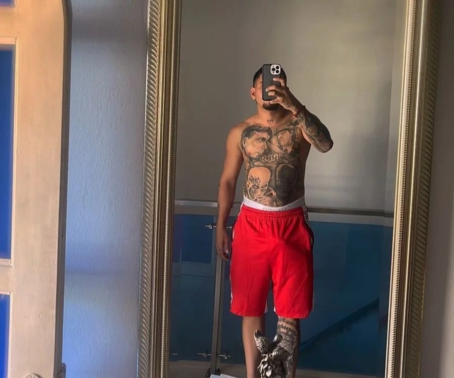 DANITENDER555 Chatroom