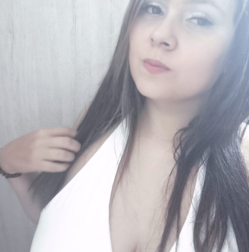 DANNA_LUST93 Chatroom