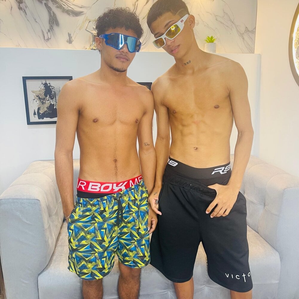 DIAMOND_BLACKS Chatroom