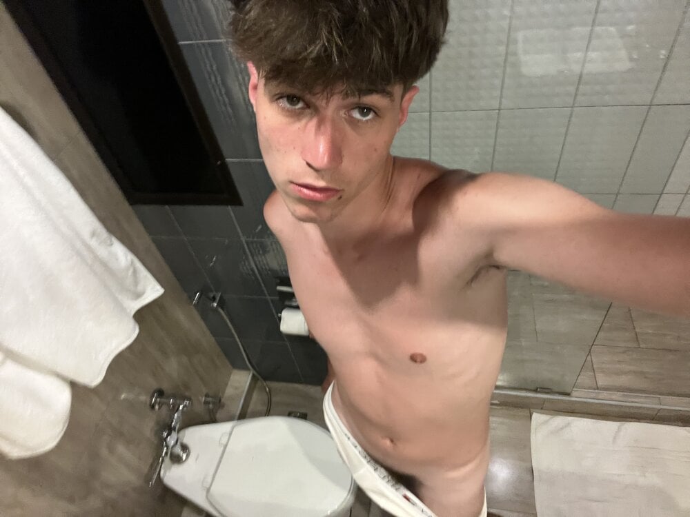 DMITRII2DMITRII Chatroom