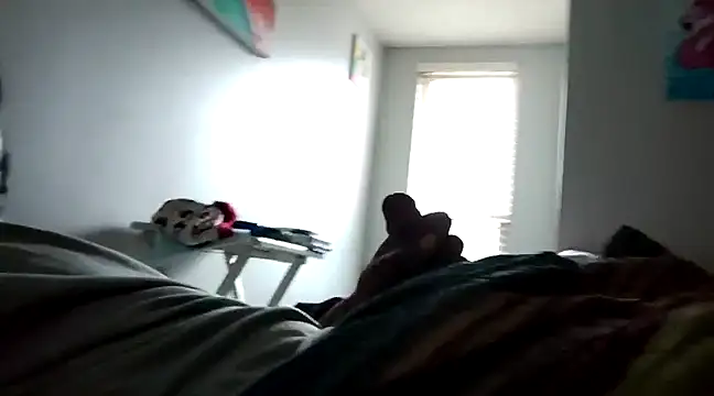 DUMDIDDYDUM99 Chatroom