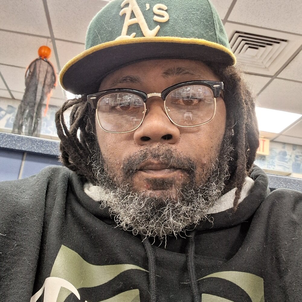 Dabestyet98 Chatroom