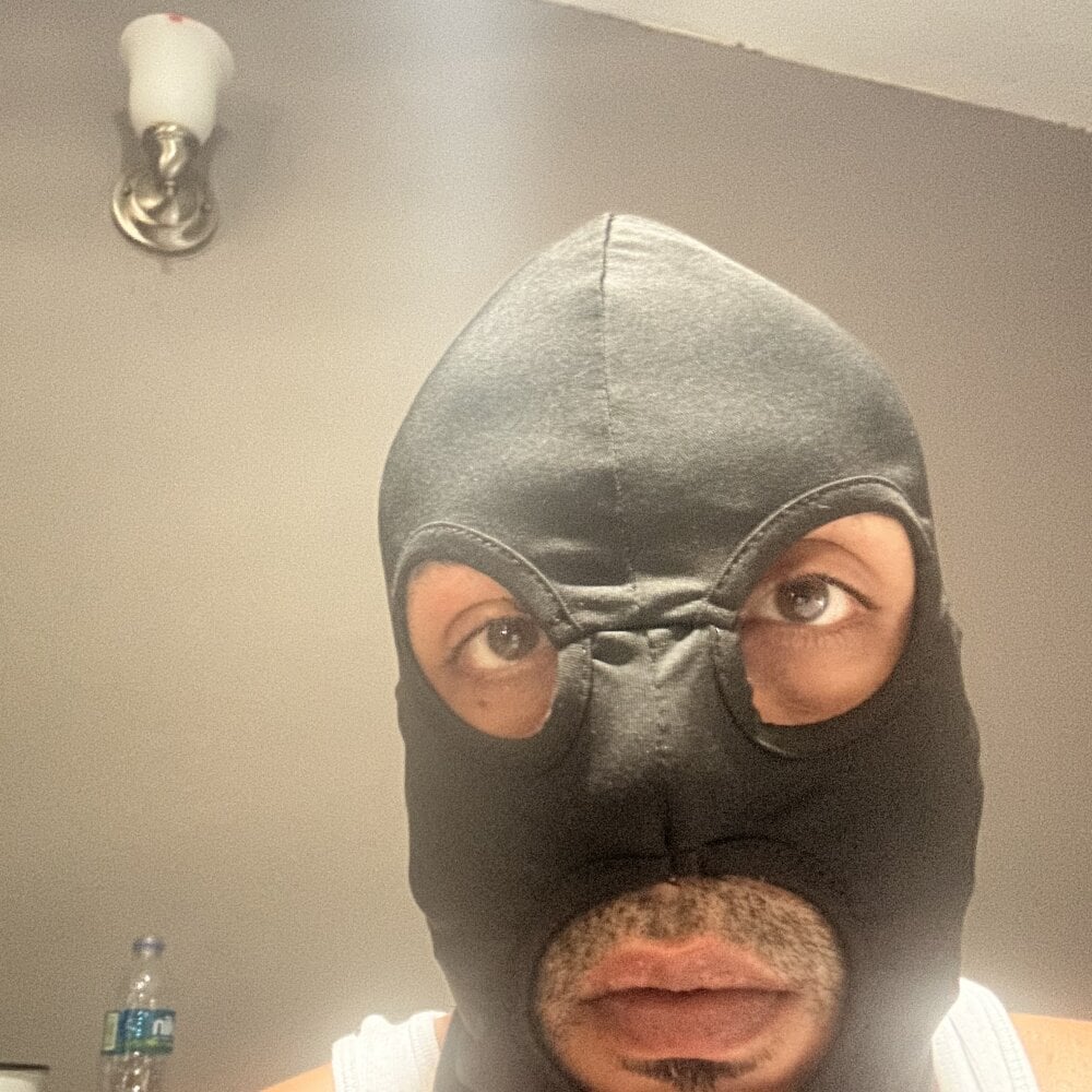 DaddyRican456 Chatroom