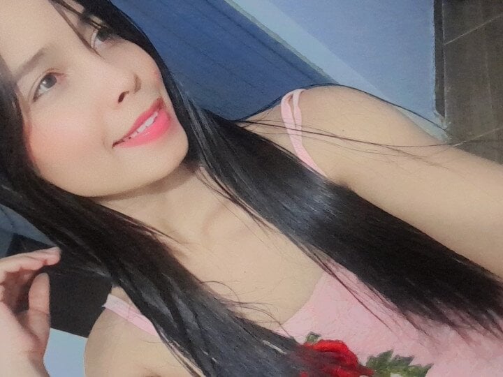 DahliaMendoza Chatroom