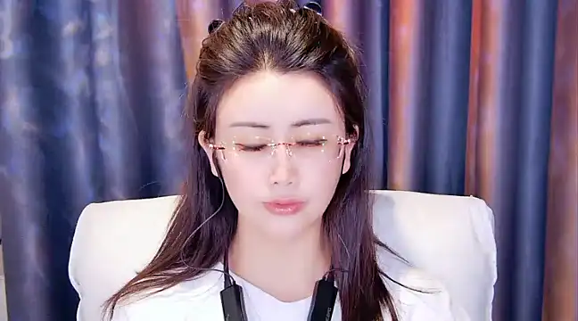 Daisy7_11 Chatroom