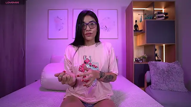 Dakota_Moretti Chatroom