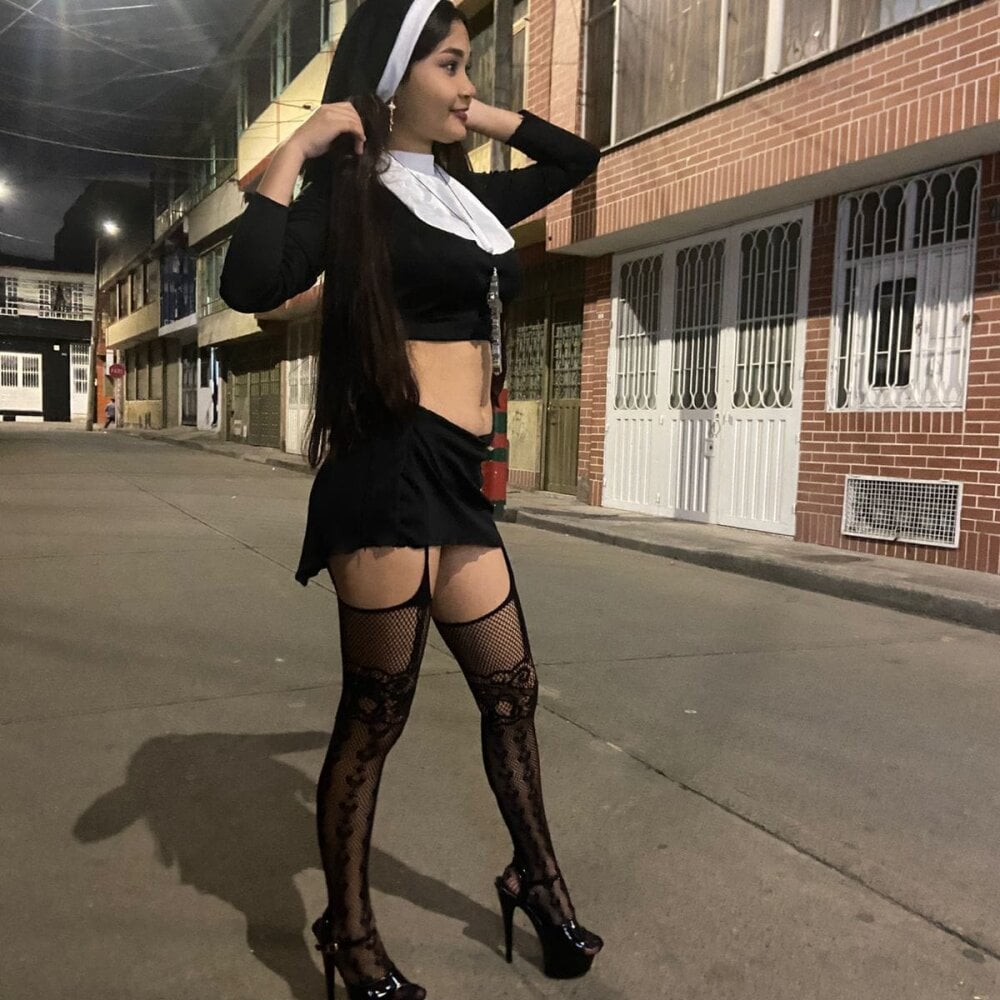 Dakota_watson Chatroom