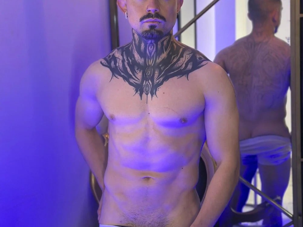 Dallas_Whitee Chatroom