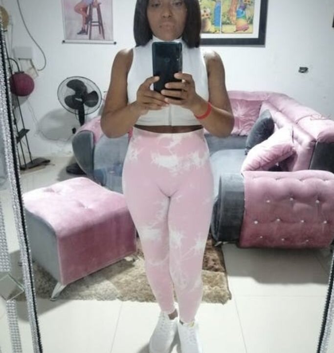DamarisCooper Chatroom