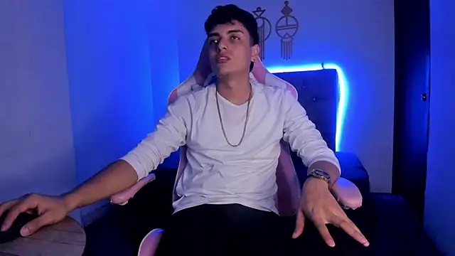 Damian_Inferno Chatroom