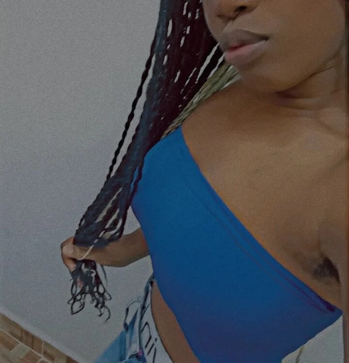 Dani_Phone Chatroom