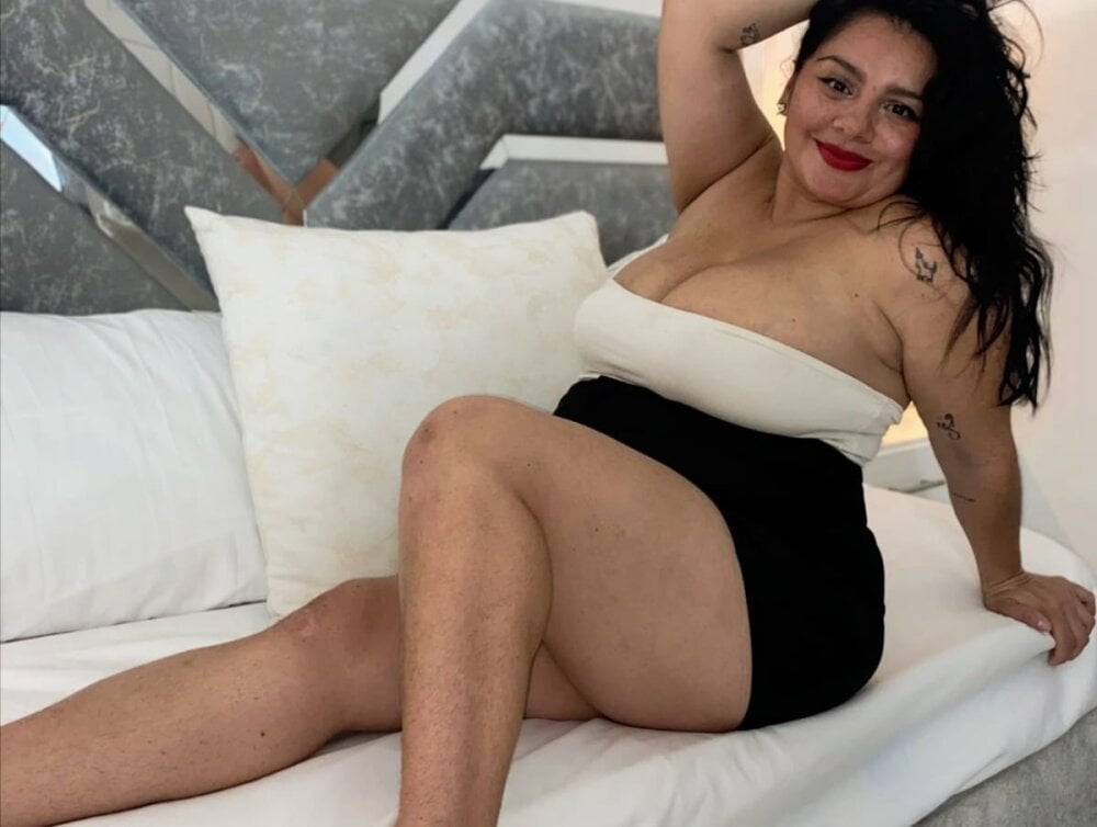 Dani_boobs_Milk Chatroom