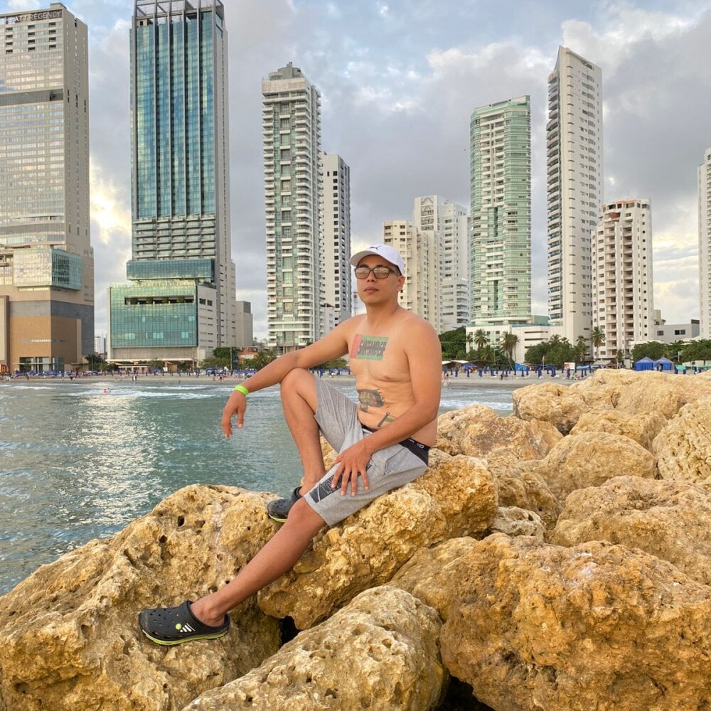 Daniel_De_la_rose Chatroom