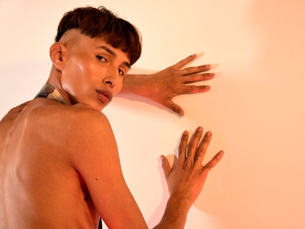 Daniel_delux_ Chatroom